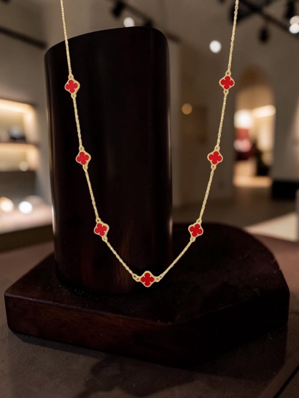Red Clover Motif Gold Necklace